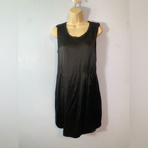 Banana republic simple black sheath mini dress 100% percent silk satin stitch 2